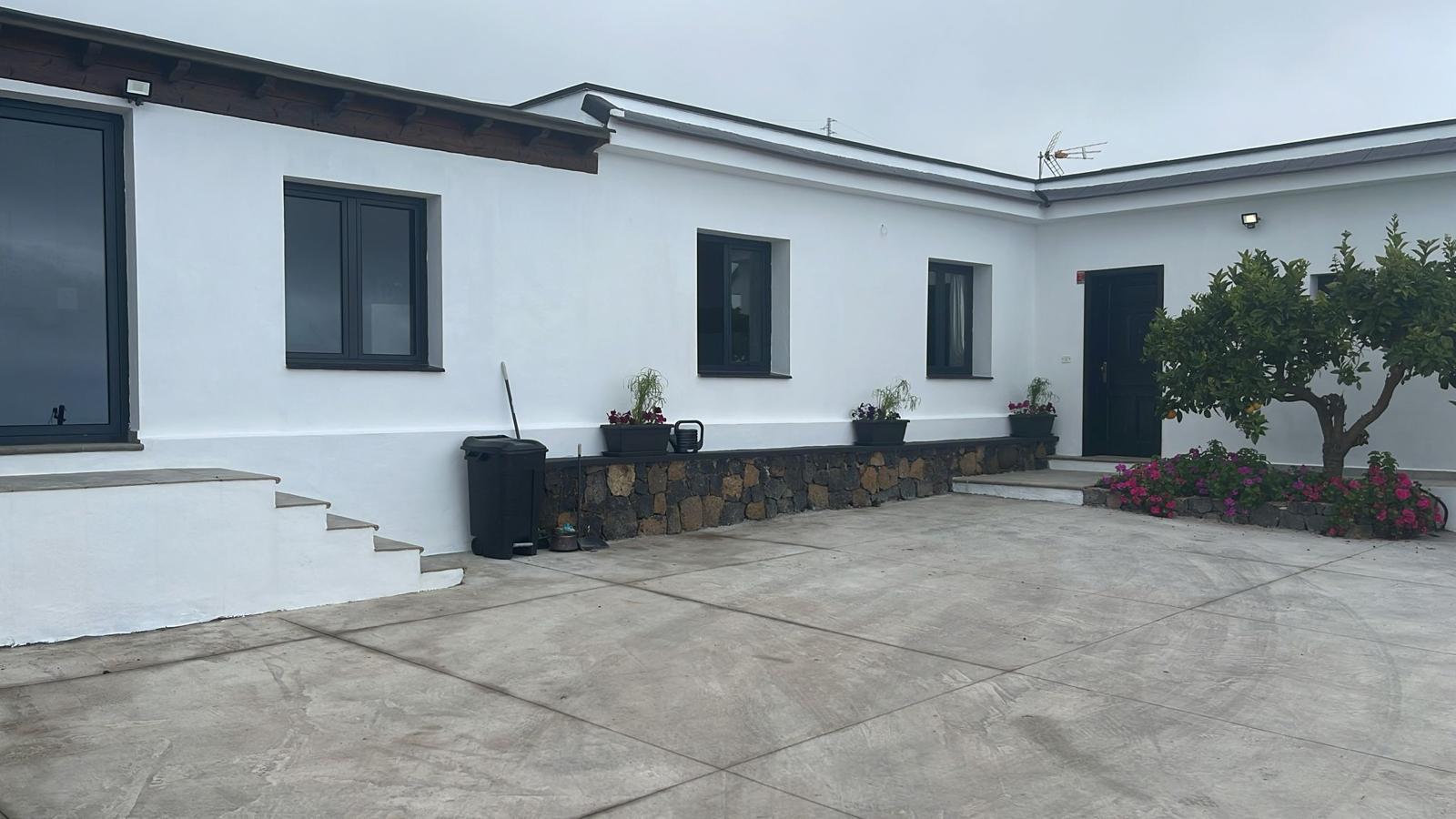 Rural Property for sale in Benijos